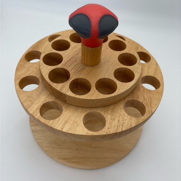 Kraft Other - Kraft Edgers Rotating Wooden Scissor Holder/Rack